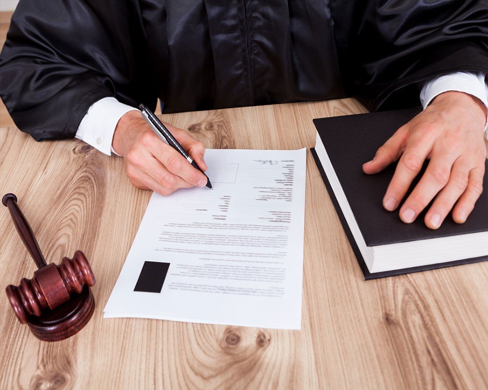 Девелопер требует от властей Москвы 1 млрд руб по суду