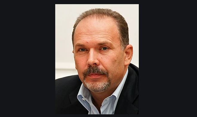 Совет Федерации дал согласие на задержание экс-главы Минстроя Михаила Меня