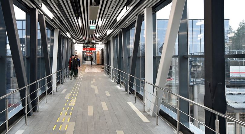 Семь надземных переходов через пути МЦД-2 построят к 2023 году