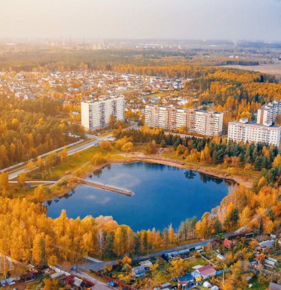 Новый облик получила территория Леонежского озера. В Звездном городке завершили реализацию конкурсного объекта