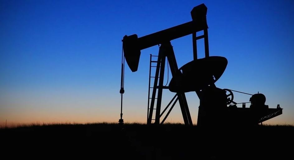На Сугмутском нефтяном месторождении  продолжается обустройство добывающих скважин