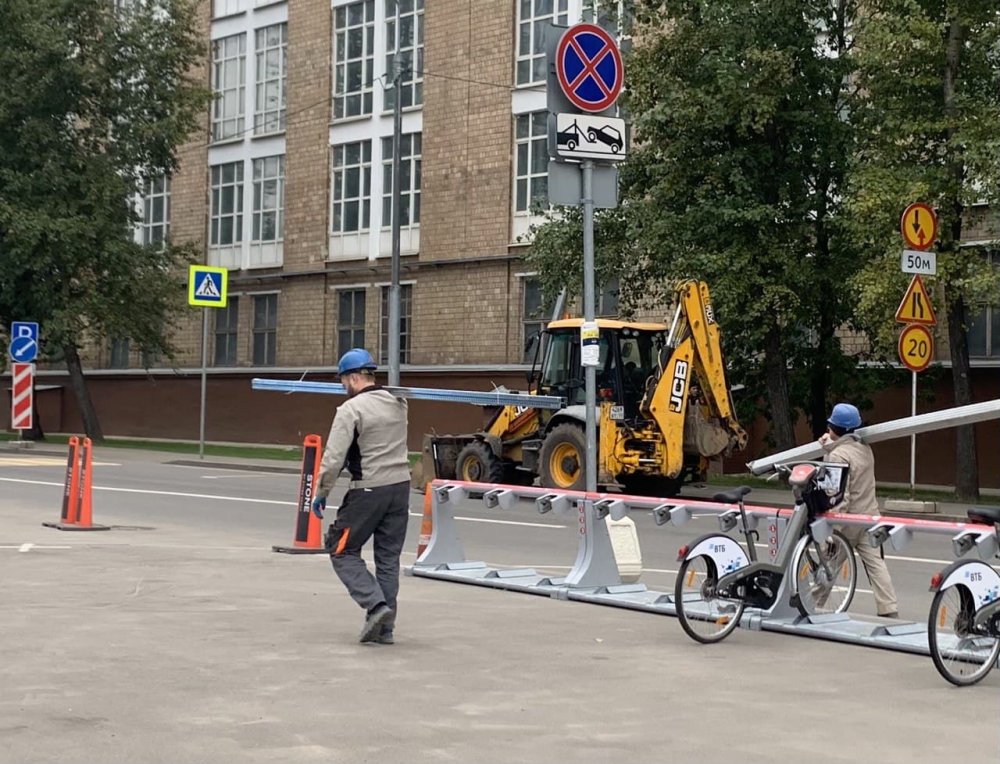 Историческому зданию в центре Москвы вернут первоначальный вид