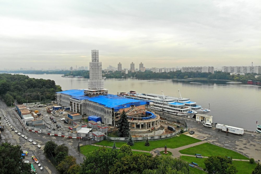 Светодинамический фонтан появится в парке Северного речного вокзала