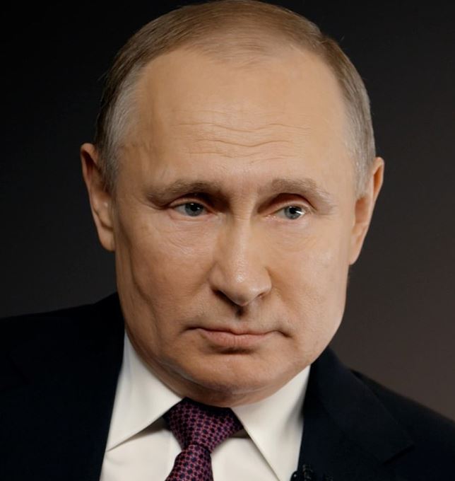 Путин поздравил россиян с Днём России