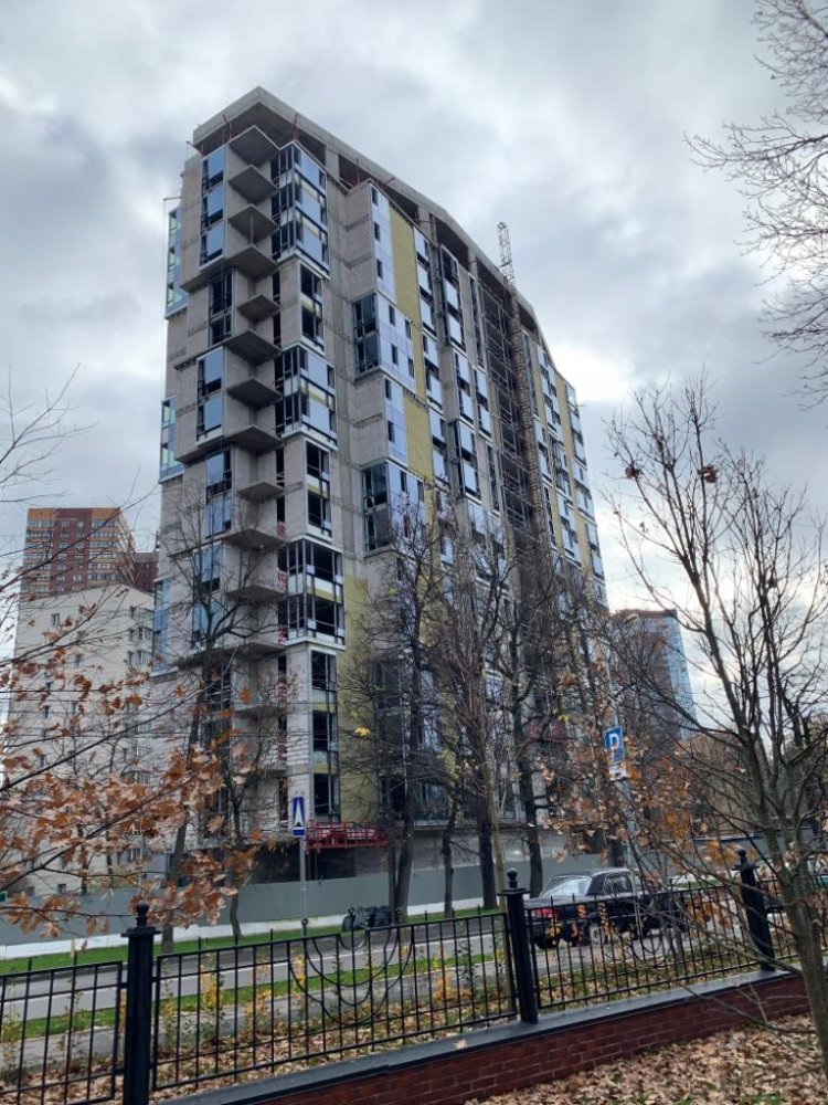 Еще 450 площадок власти утвердили по реновации