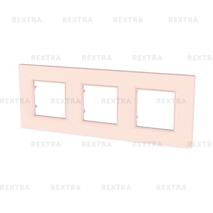 Рамка для розеток и выключателей Unica Quadro, 3 поста, цвет розовый жемчуг